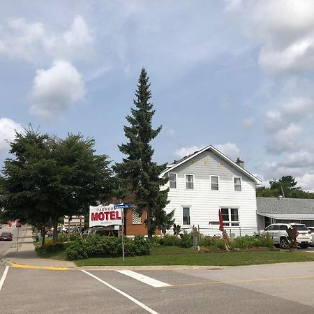 Oakwood Motel Gravenhurst Eksteriør bilde
