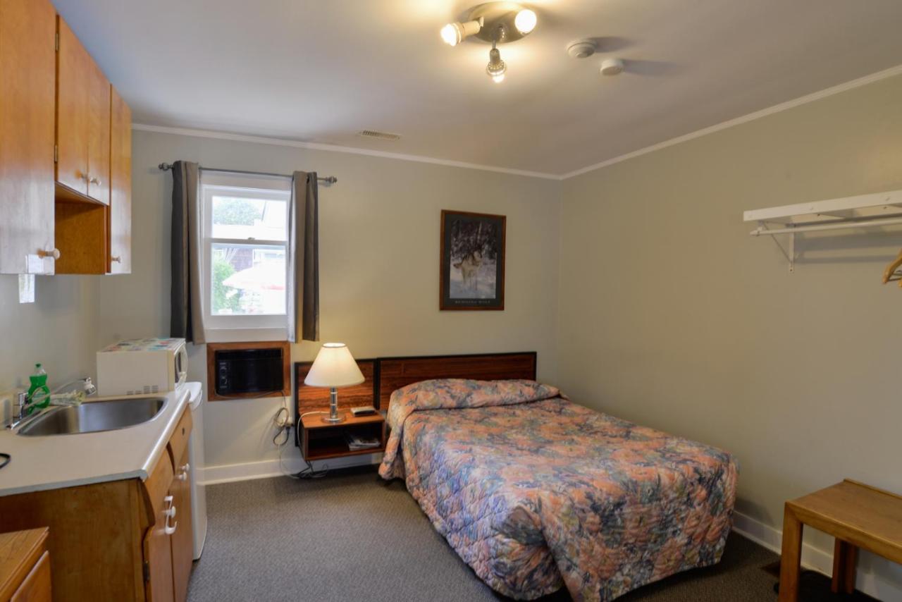 Oakwood Motel Gravenhurst Rom bilde